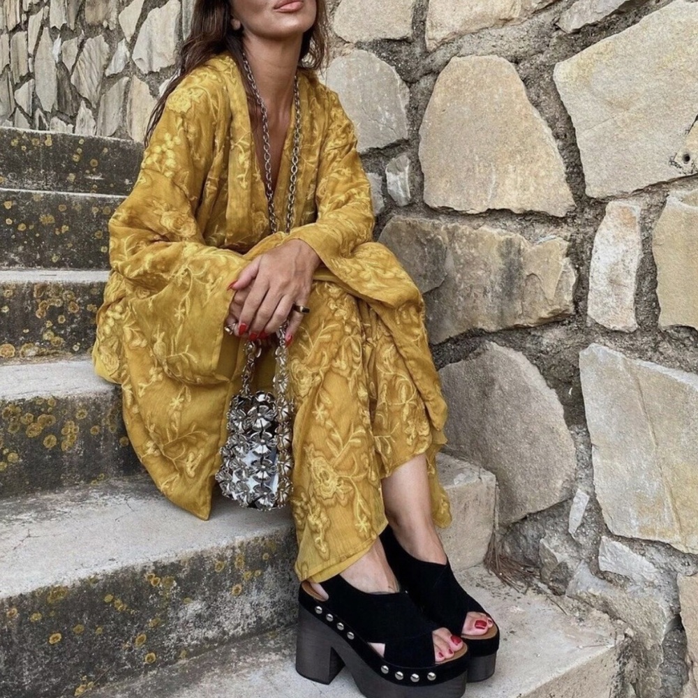 Yellow Floral embroidered kimono